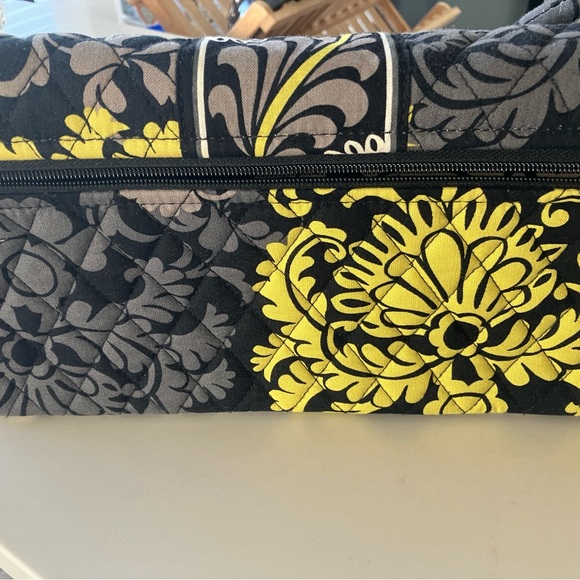 Vera Bradley Knot Just a Clutch Baroque - Picture 3 of 8